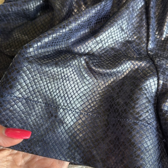 TCEC navy printed flowy shorts- Size s boutique faux leather short skort new - Picture 4 of 7